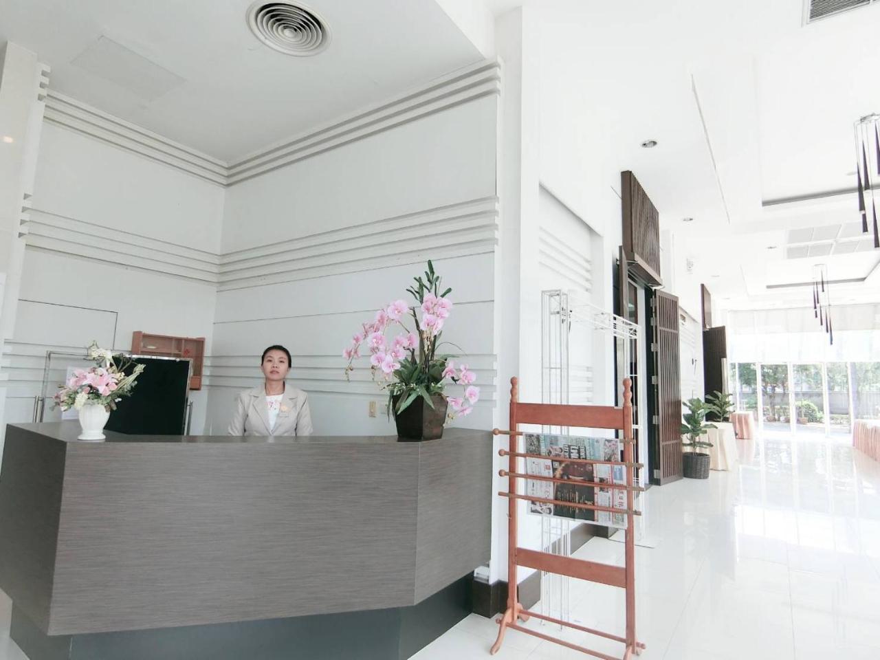 The Patra Hotel - Rama 9 Bangkok Exterior foto